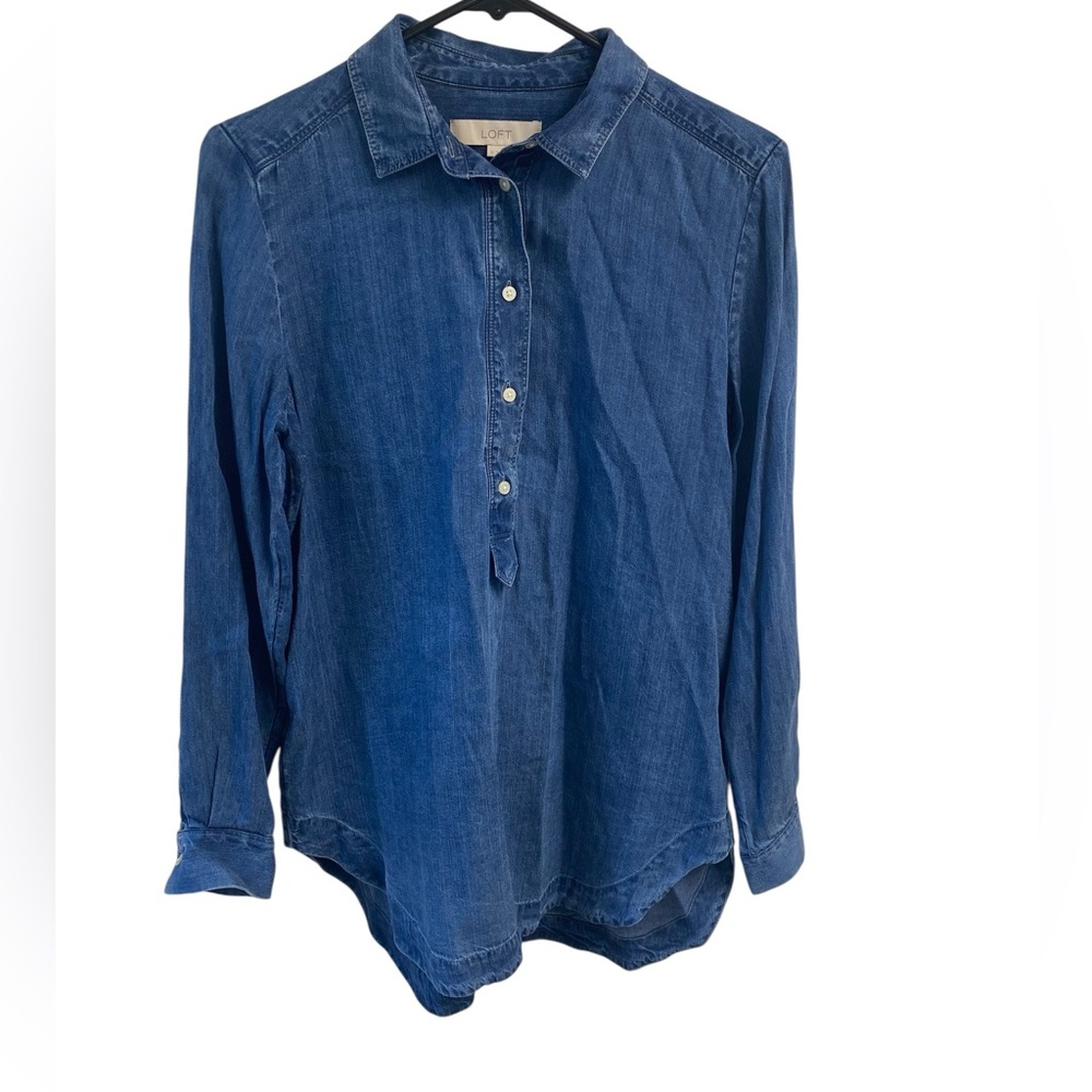Ann Taylor Loft Ladies Blue Denim Half Button-Up Shirt Lyocell Collar Size Small